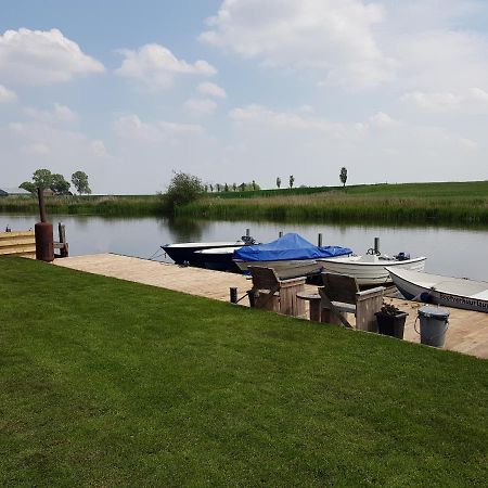 Bed En Breakfast Uitrust Lauwerzijl Luaran gambar