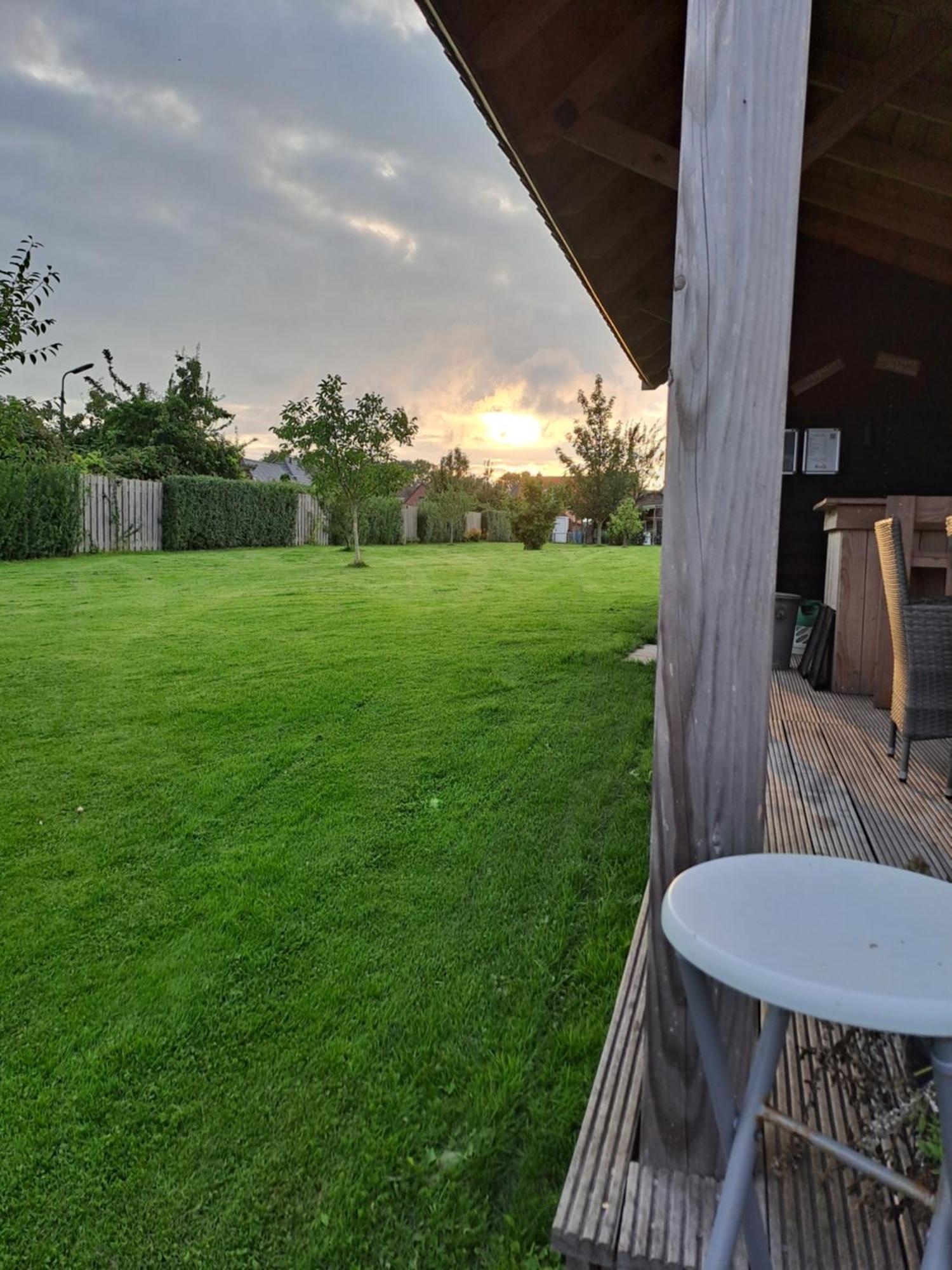 Bed En Breakfast Uitrust Lauwerzijl Luaran gambar