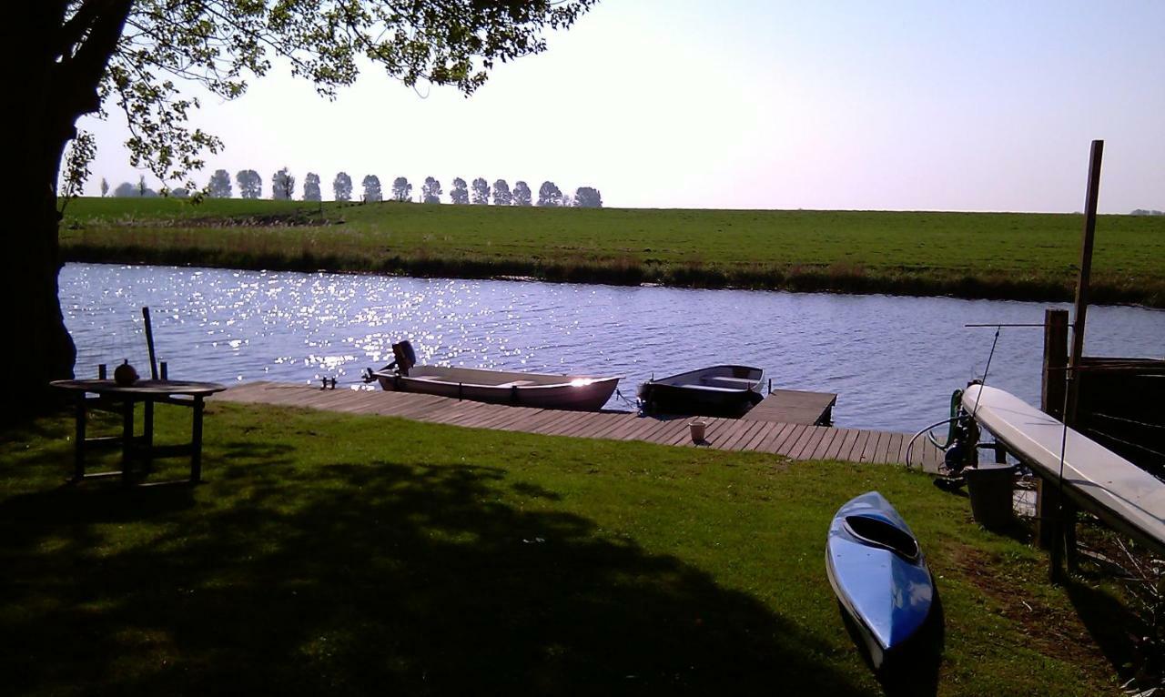 Bed En Breakfast Uitrust Lauwerzijl Luaran gambar