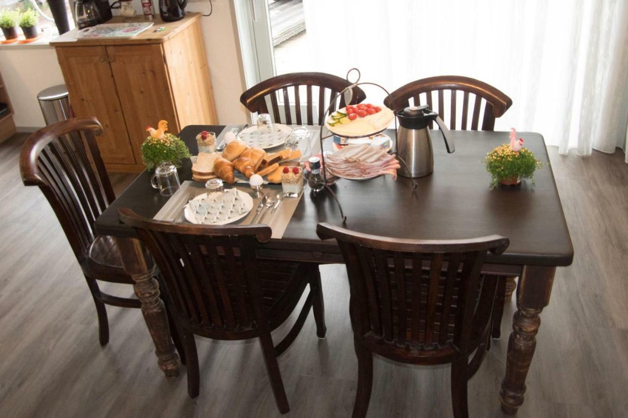 Bed En Breakfast Uitrust Lauwerzijl Luaran gambar